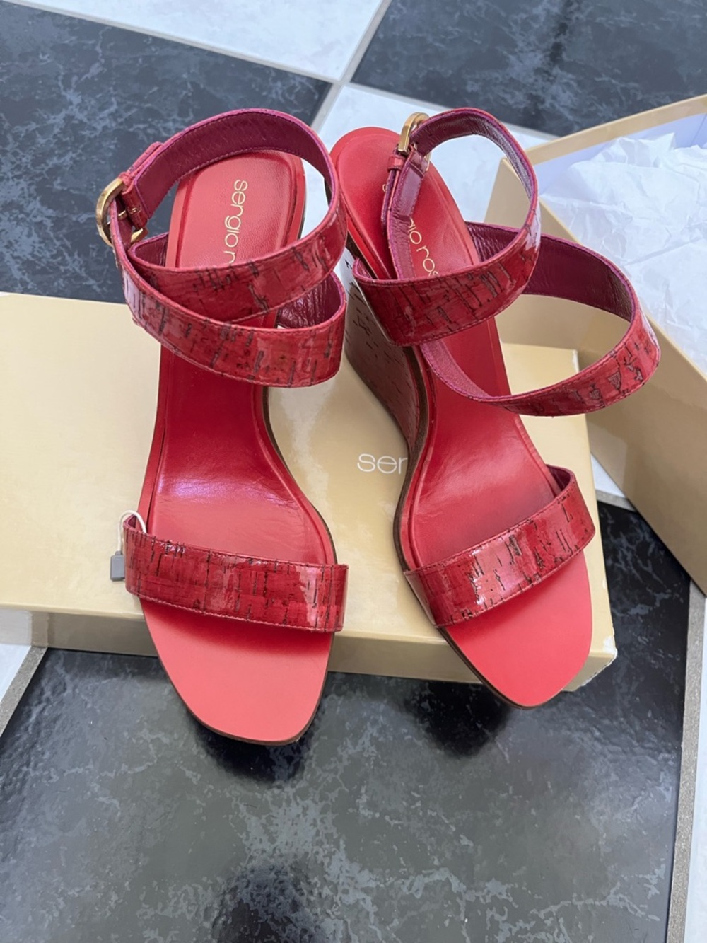 NIB 100% AUTH Sergio Rossi Red Strappy Wedge Sandals with Textured Bands Sz 39.5